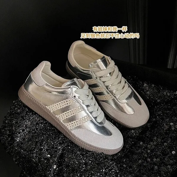 Sneakers Leather