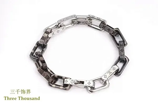 Louis Vuitton Damier Bracelet Chain