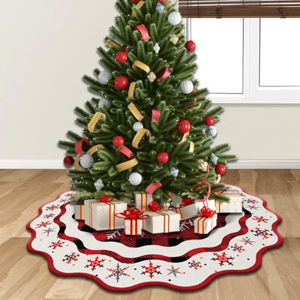 Red Snowflake Christmas Tree Skirt